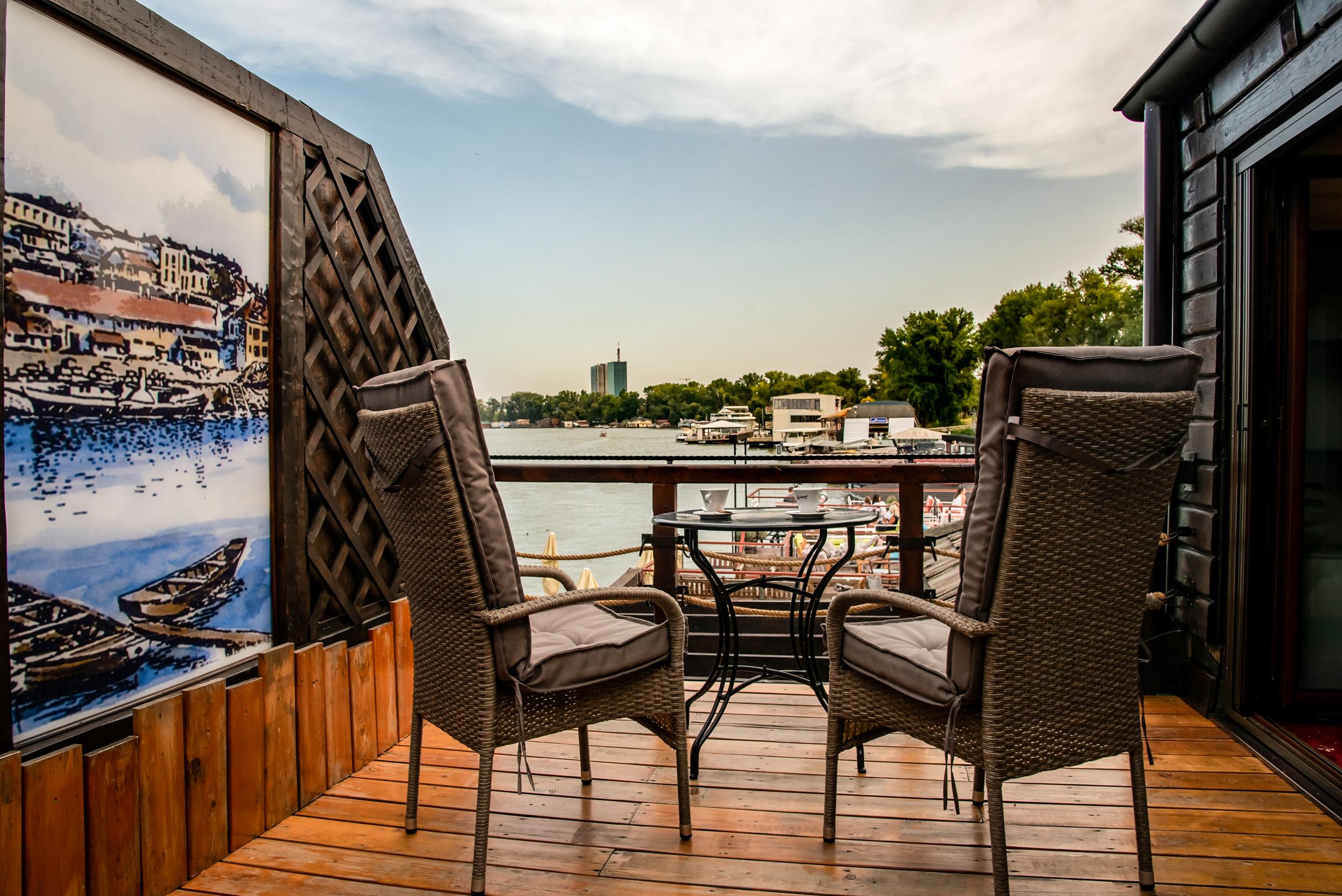 Bahus Inn Belgrade Luaran gambar